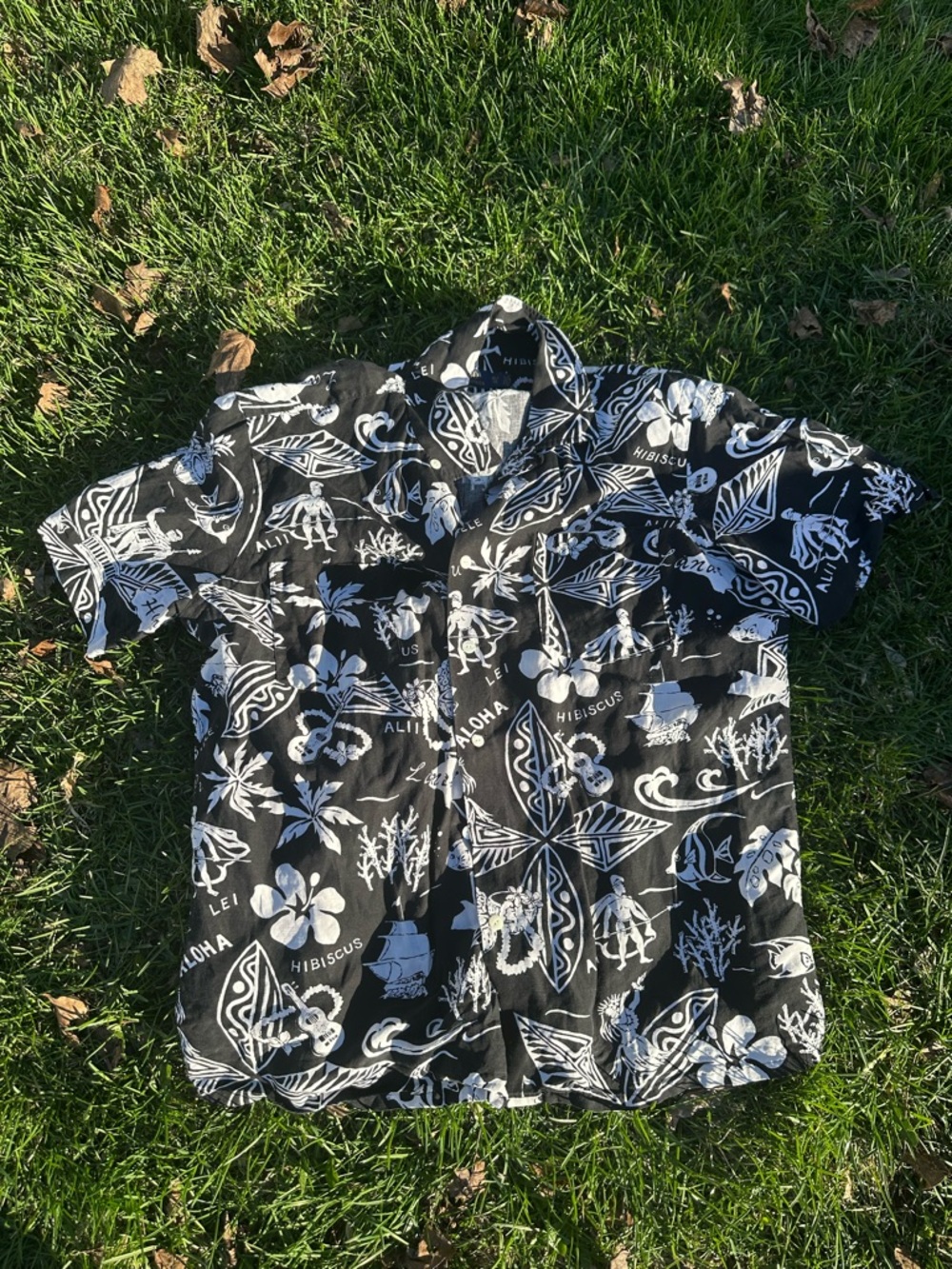 Ralph Lauren Black & White Hawaiian Button-Down Shirt